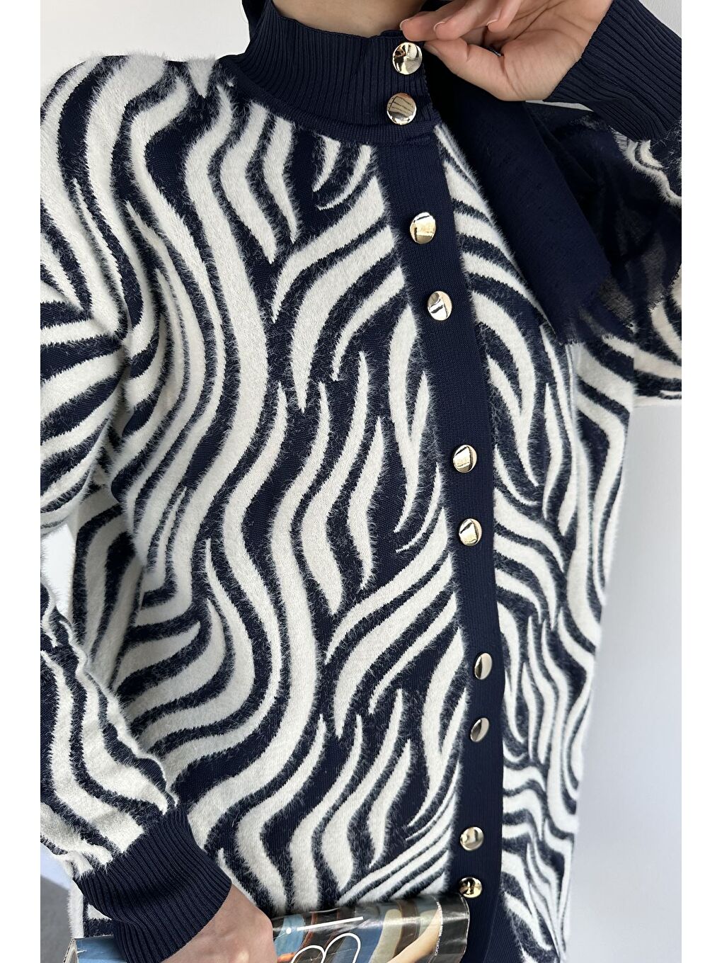 Lacivert Desenli Angora Tesettür Triko Hırka-7