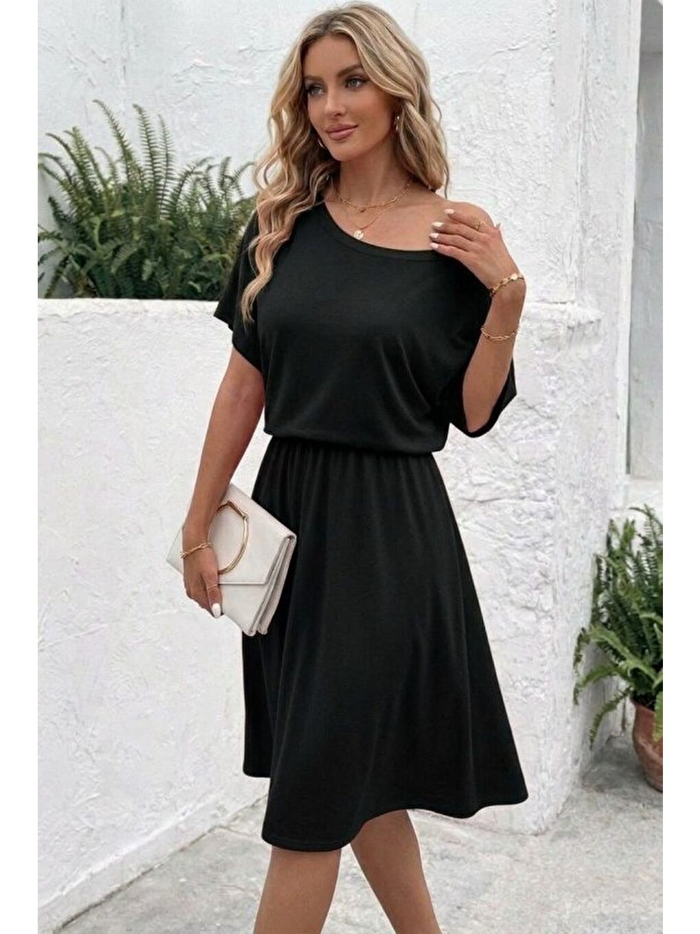 Siyah Kadın Kısa Kollu Omuzdan Açık Kiloş Midi Viskon Elbise-1