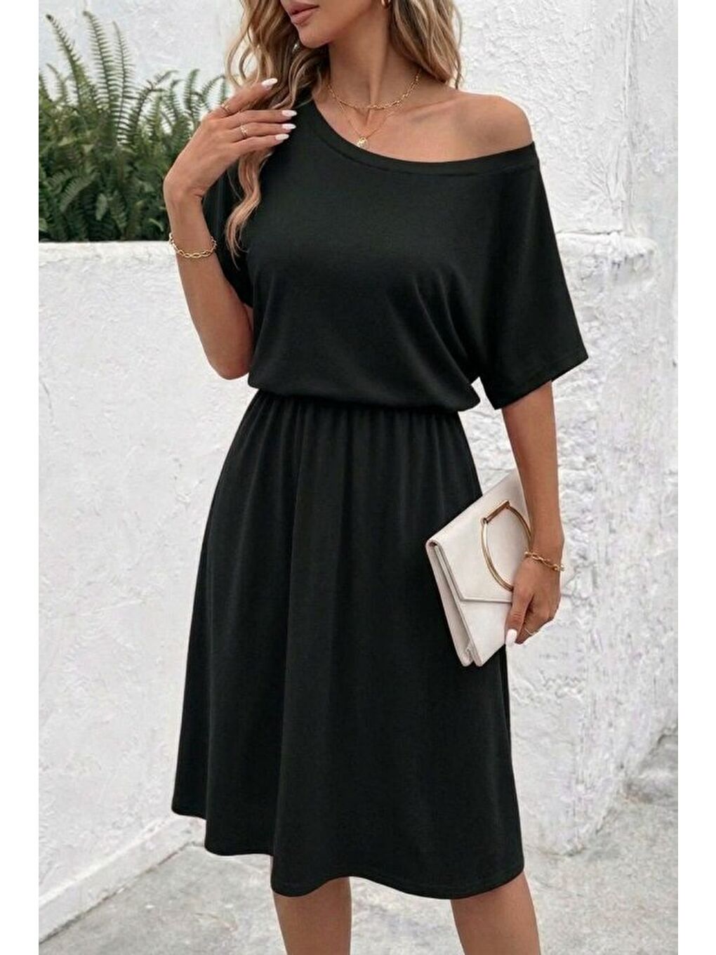 Siyah Kadın Kısa Kollu Omuzdan Açık Kiloş Midi Viskon Elbise-2