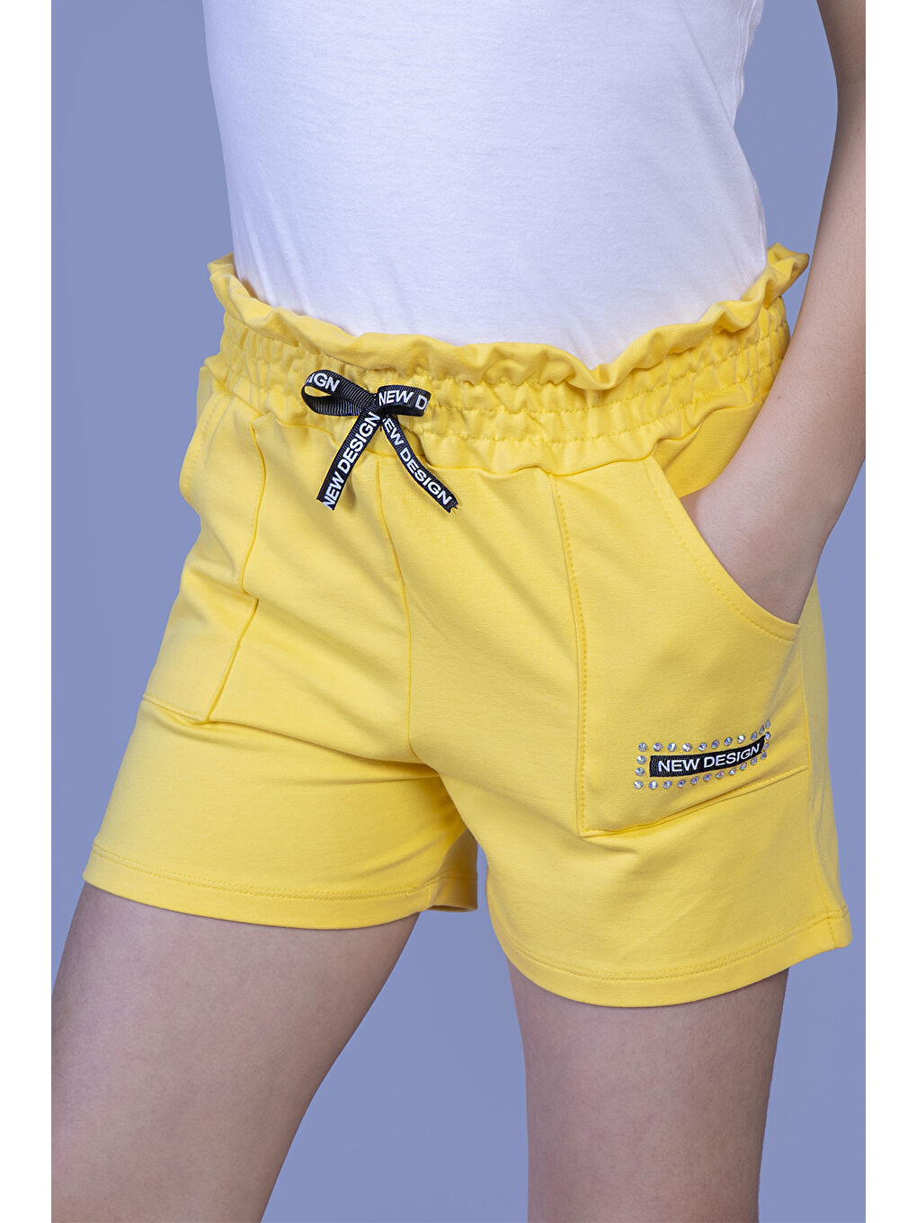 Sarı Kız Çocuk Beli Lastikli İki Yanı Cepli Şort