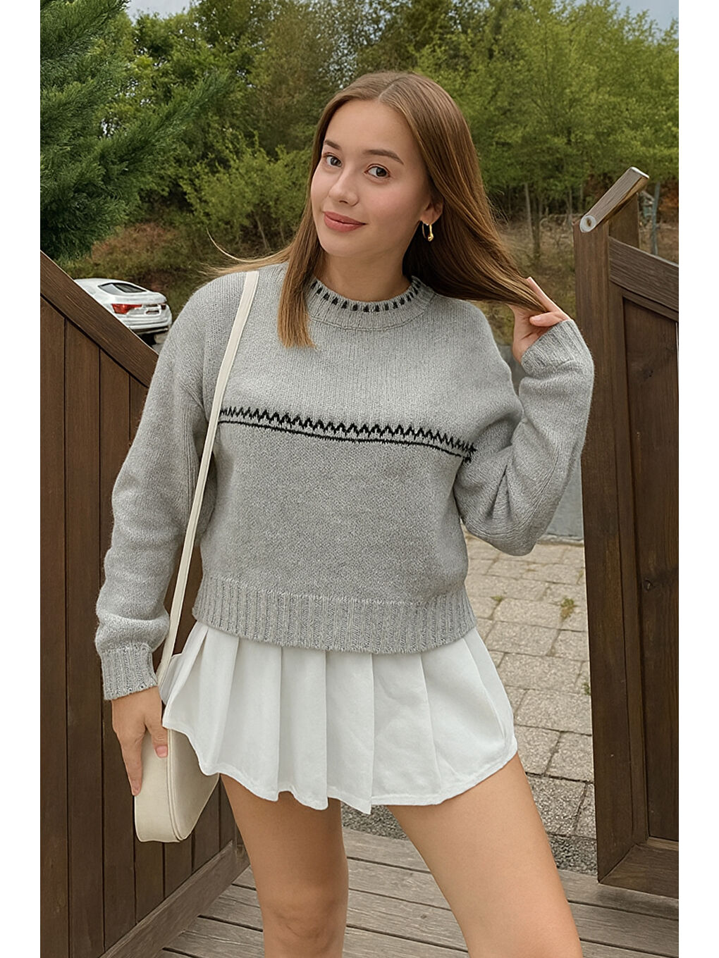 Gri Regular Fit Bisiklet Yaka Kazak 25K0195K1-1