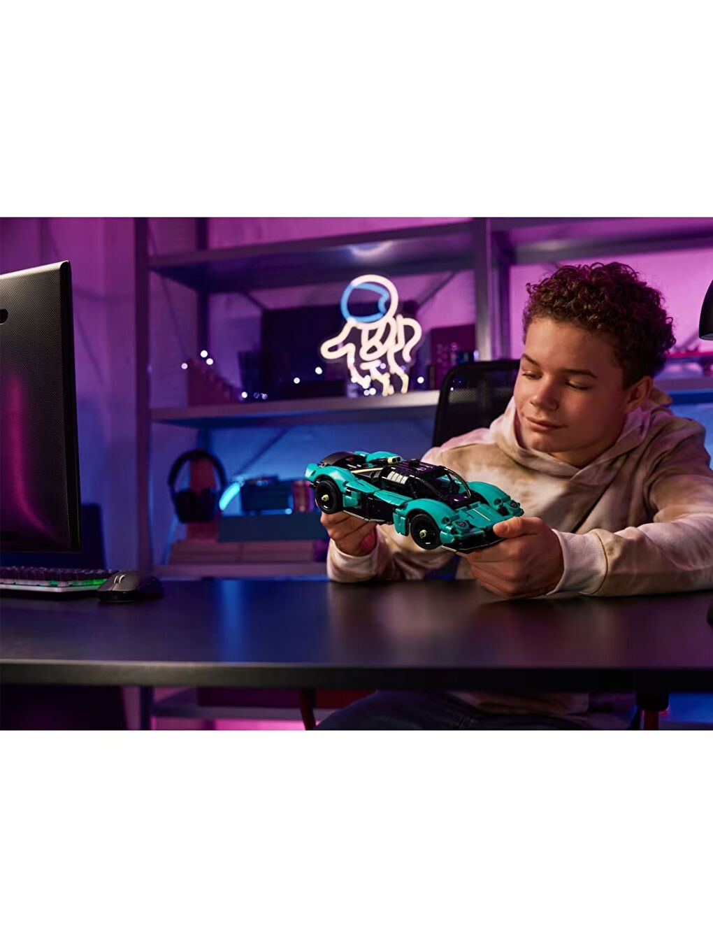 Technic Aston Martin Valkyrie 42208-5