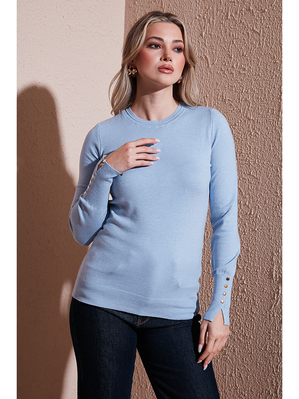 Mavi Regular Fit Bisiklet Yaka Düğme Detaylı Kazak 25K0023K1-3