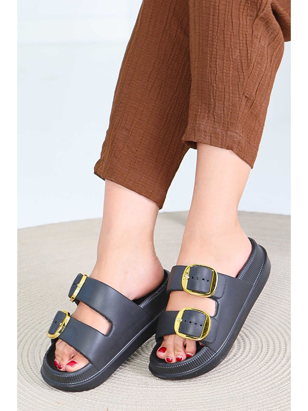 Kadın Siyah Çift Kemerli Terlik - 27565