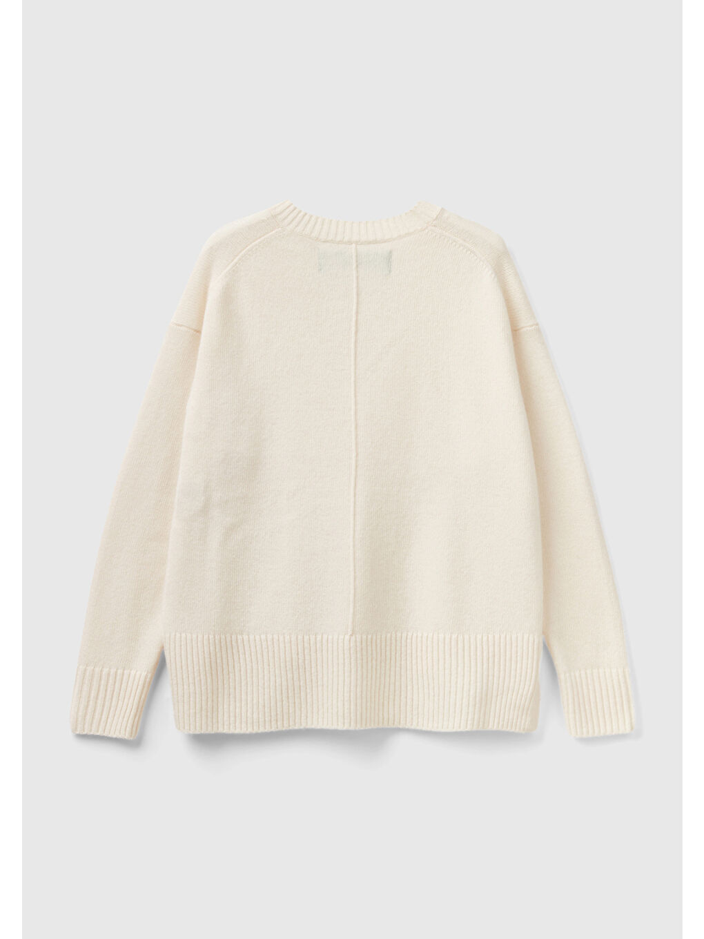 Bej Kadın Vanilya Yün Karışımlı Yanları Yırtmaçlı V Yaka Dökümlü Kazak-3