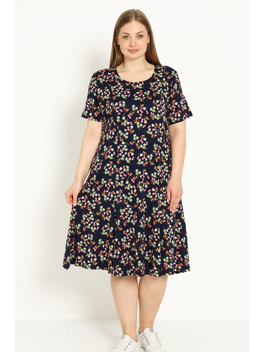 Lacivert Desenli Pamuklu Cepli Kısa Kollu Kadın Büyük Beden Elbise-2