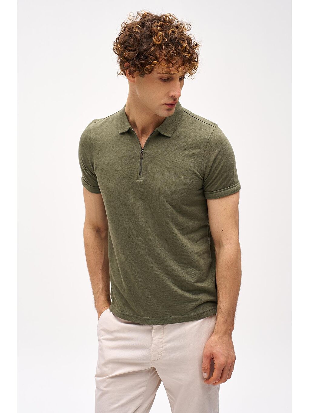 Açık Yeşil Slim Fit Dar Kalıp Fermuarlı Polo Yaka Düz Kısa Kollu  Tişört-4
