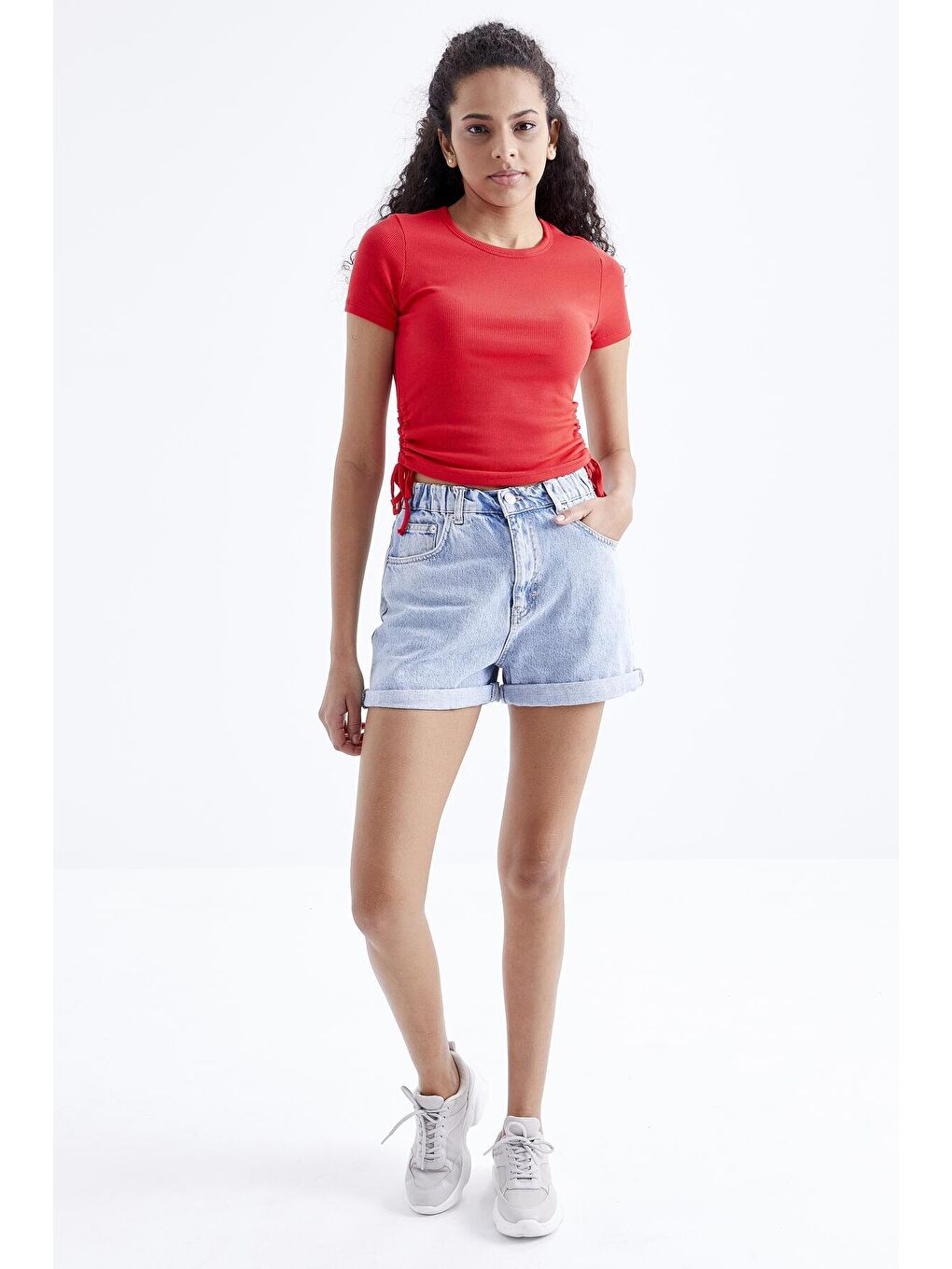 TOMMYLIFE Narçiçeği Nar Çiçeği Basic Yanı Büzgülü O Yaka Kadın Crop Top T-Shirt - 97203 - 3