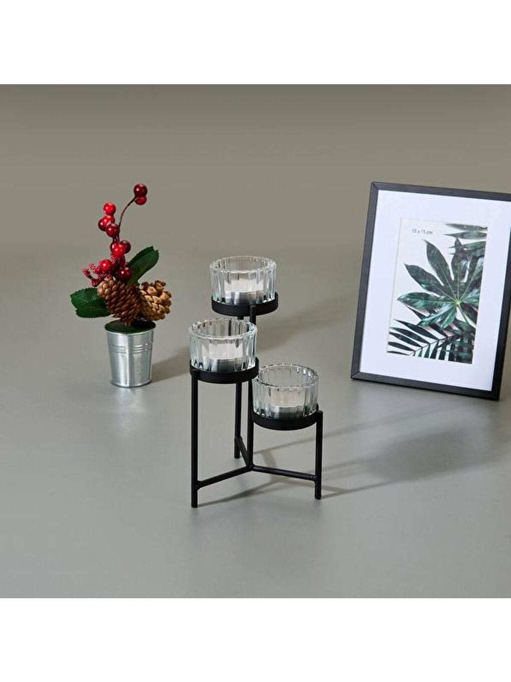 Renksiz 3 Gözlü Ayaklı Mumluk - Şeffaf - 10x20x16 cm