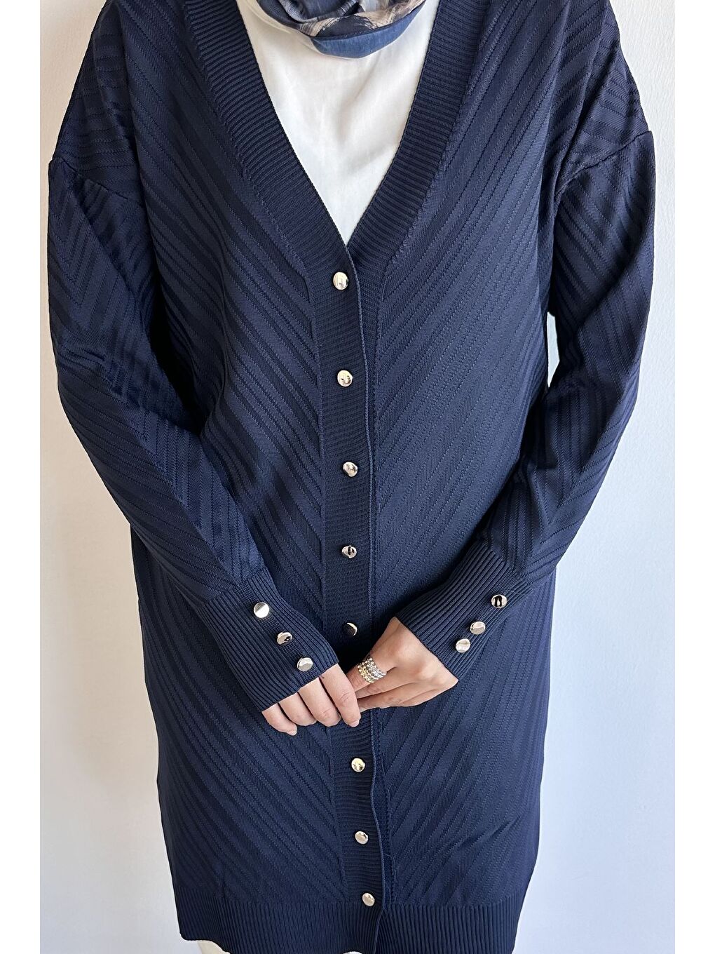 Lacivert Desenli Ön Düğmeli Tesettür Triko Hırka (m-l-xl Uyumludur)-7