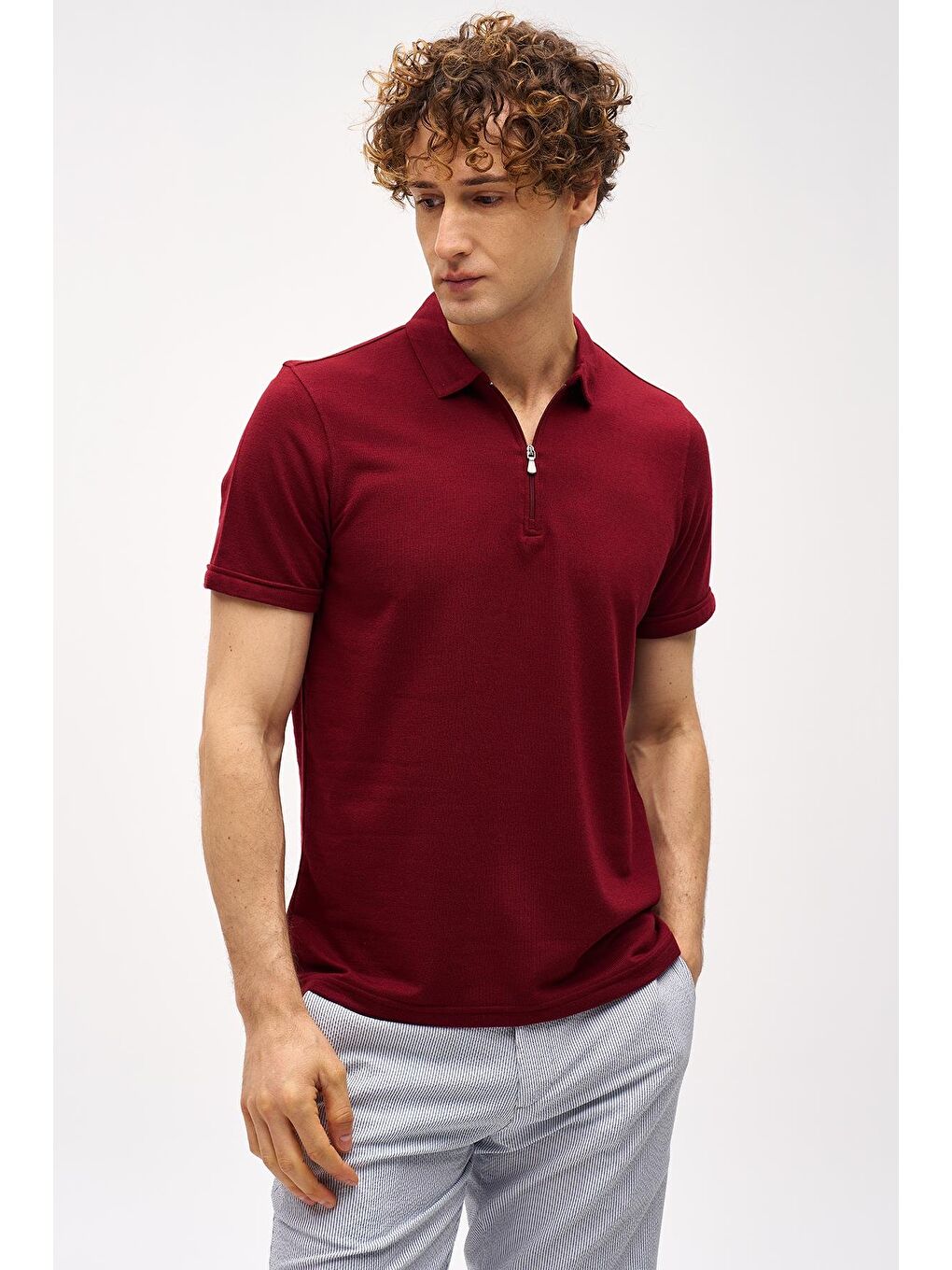 Bordo Slim Fit Dar Kalıp Fermuarlı Polo Yaka Düz Kısa Kollu  Tişört-2