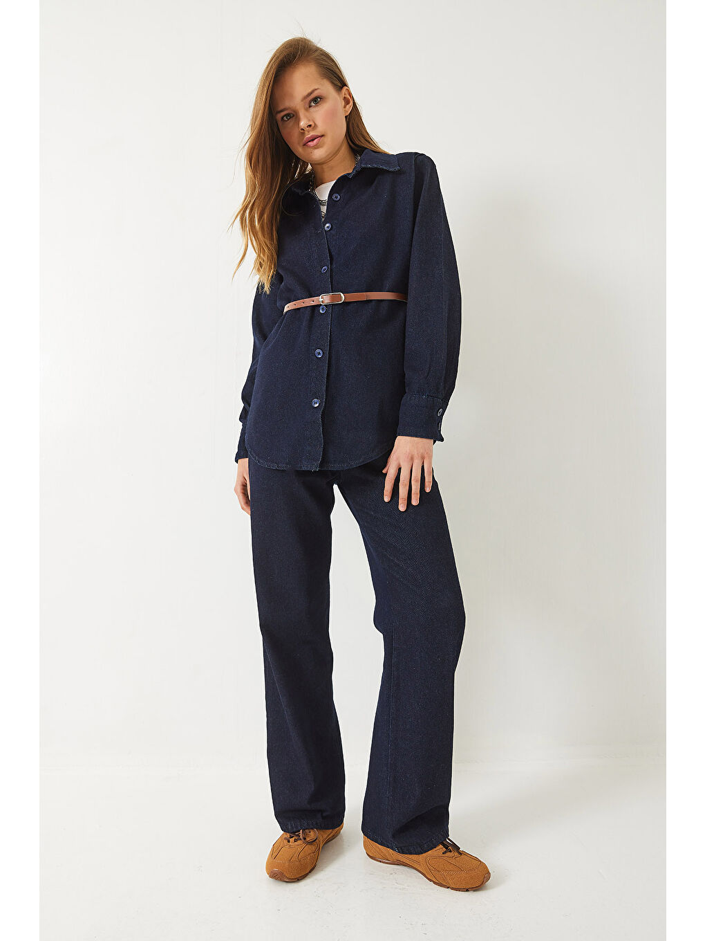 Lacivert Kadın Vatka Detaylı Kemerli Gömlek Palazzo Pantolonlu Denim Takım-3