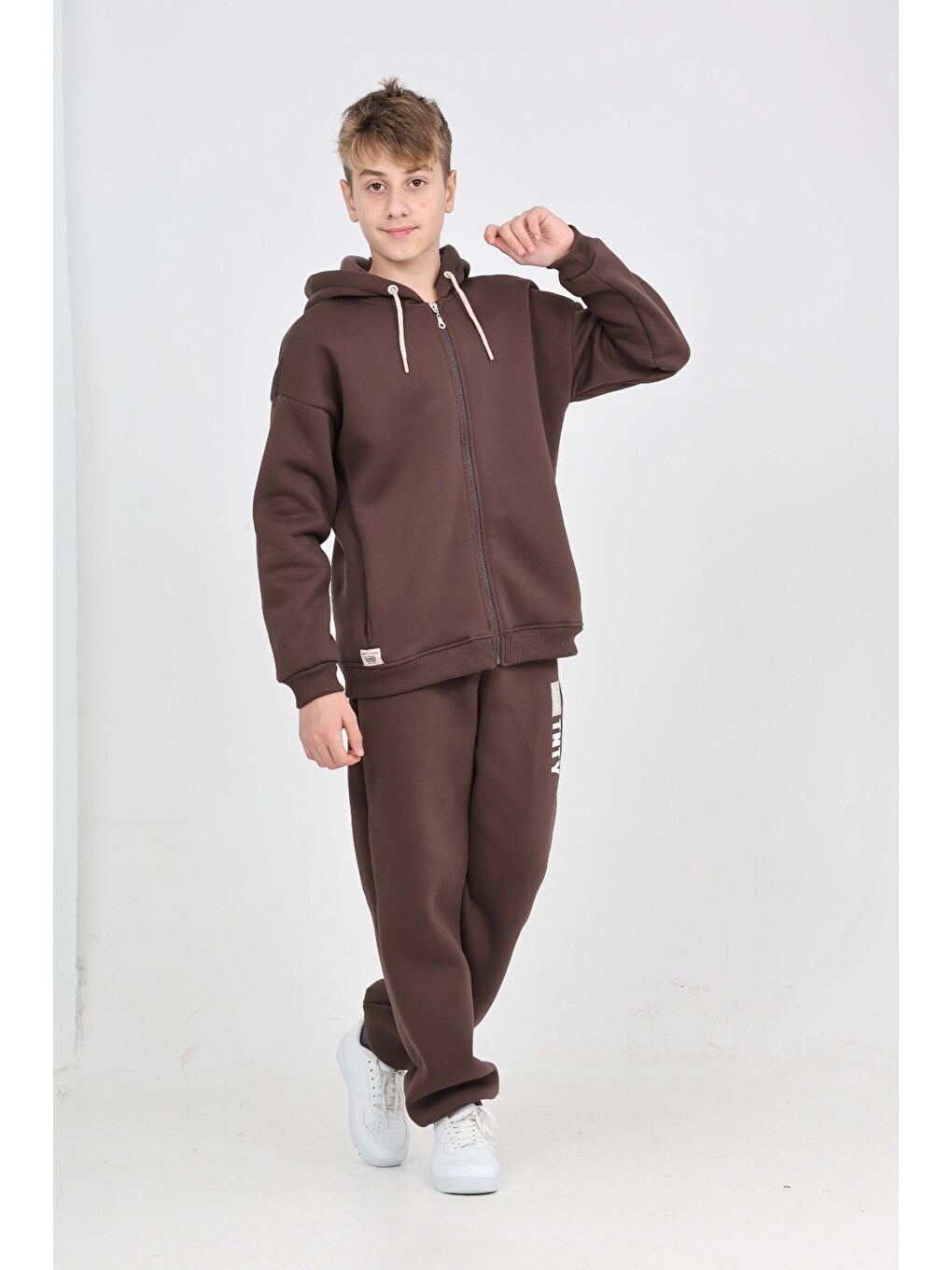 Kahverengi Erkek Çocuk Kolu Baskılı Eşofman Takım-2
