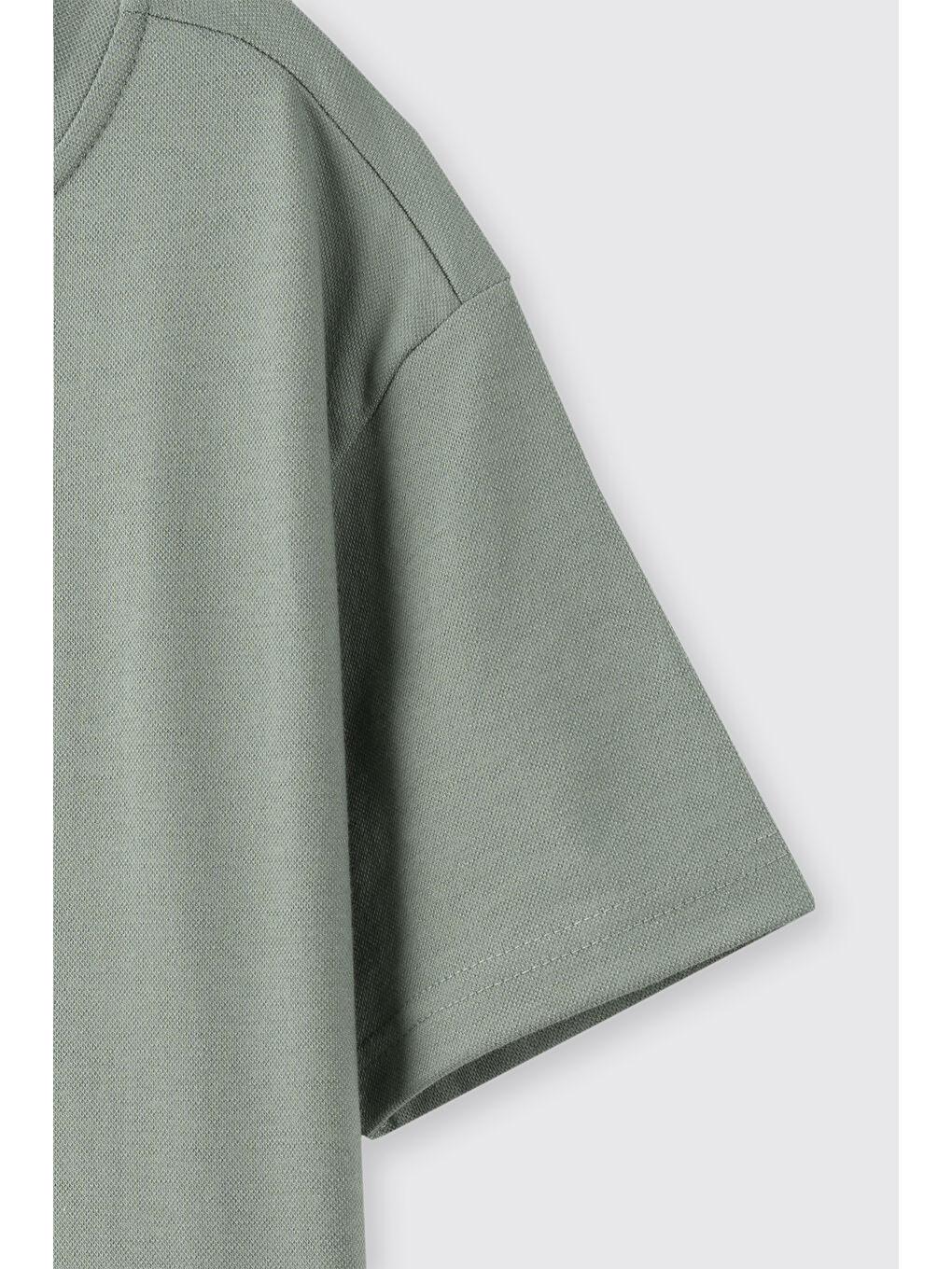 Erkek Çocuk Yakası Düğmeli Yeşil Tişört-6