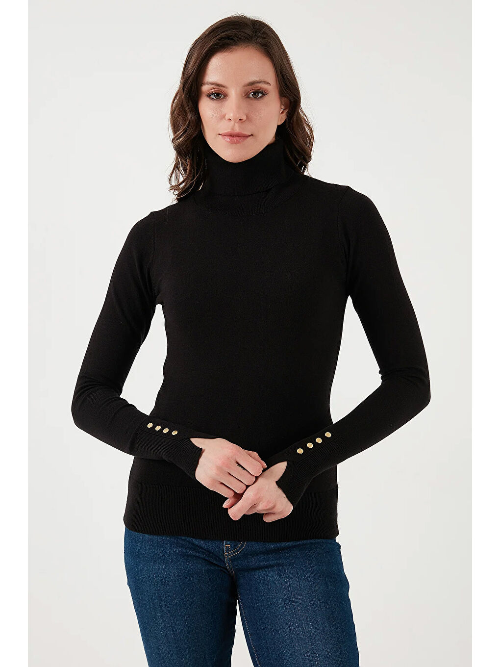 Siyah Regular Fit Balıkçı Yaka Düğme Detaylı Kazak 25K0024K1-2