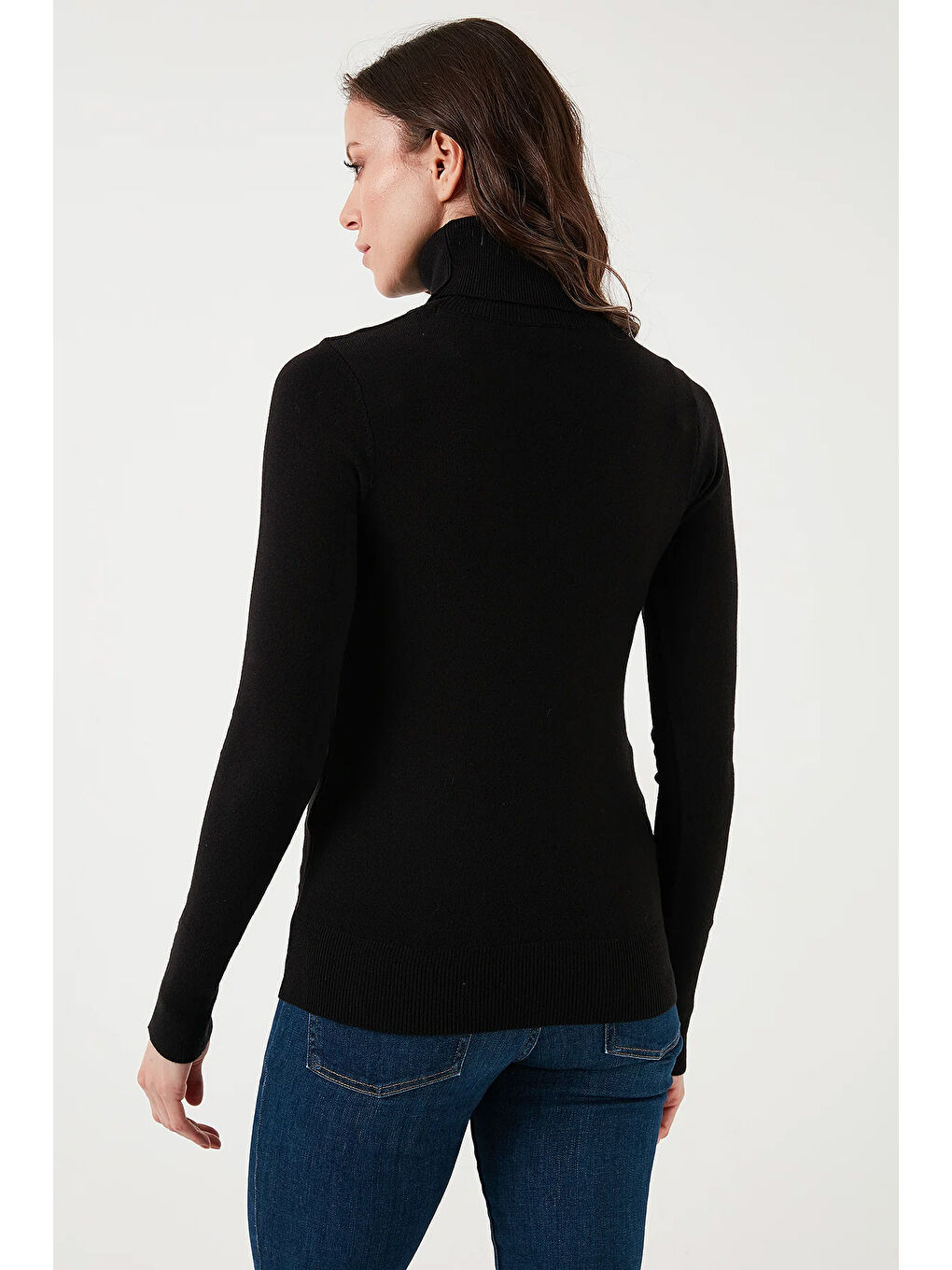 Siyah Regular Fit Balıkçı Yaka Düğme Detaylı Kazak 25K0024K1-3