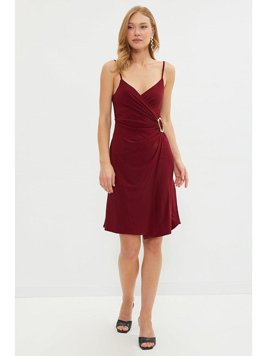 Bordo Gold Aksesuarlı Askılı Mini Boy Elbise-3