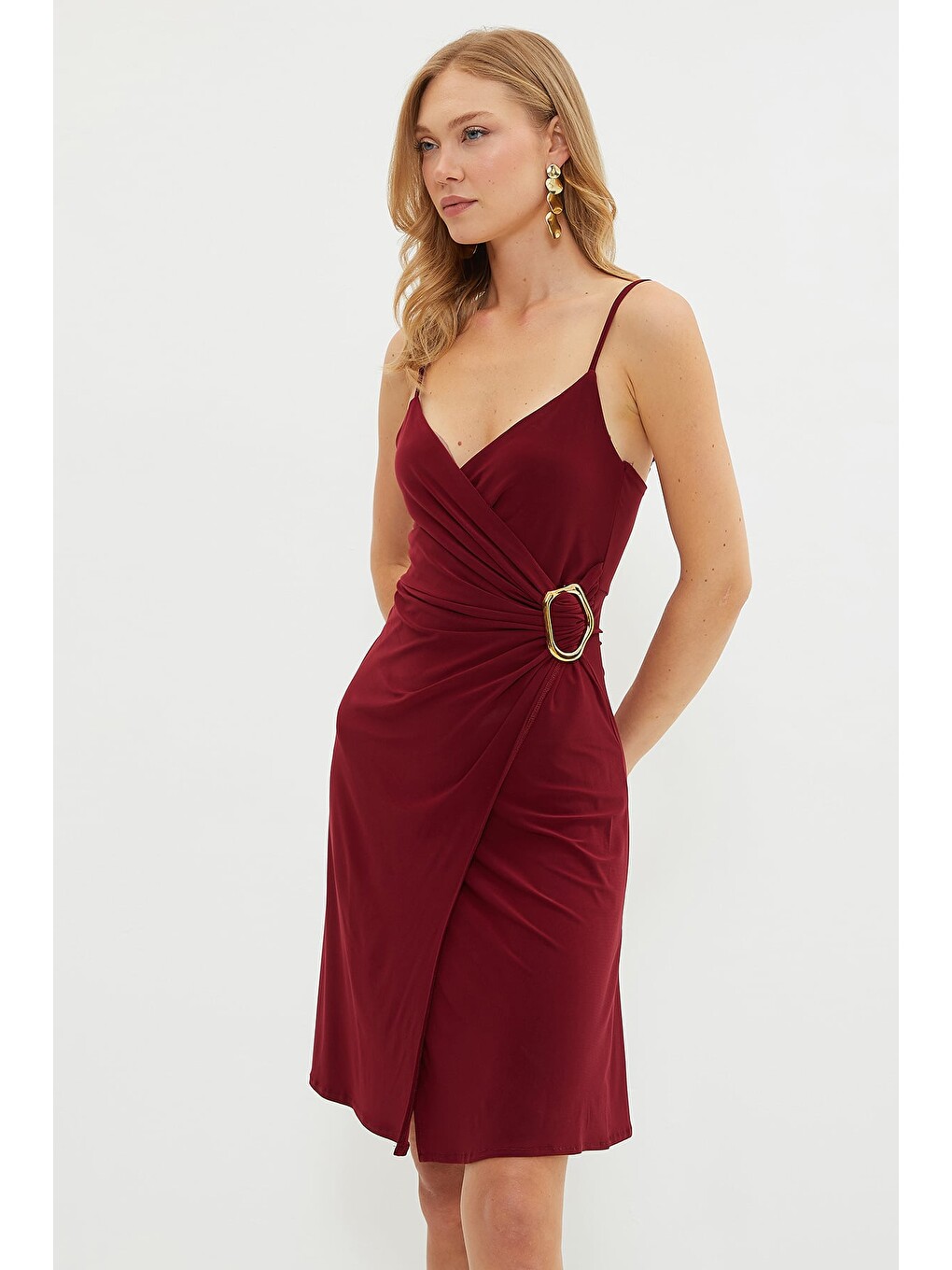 Bordo Gold Aksesuarlı Askılı Mini Boy Elbise-4