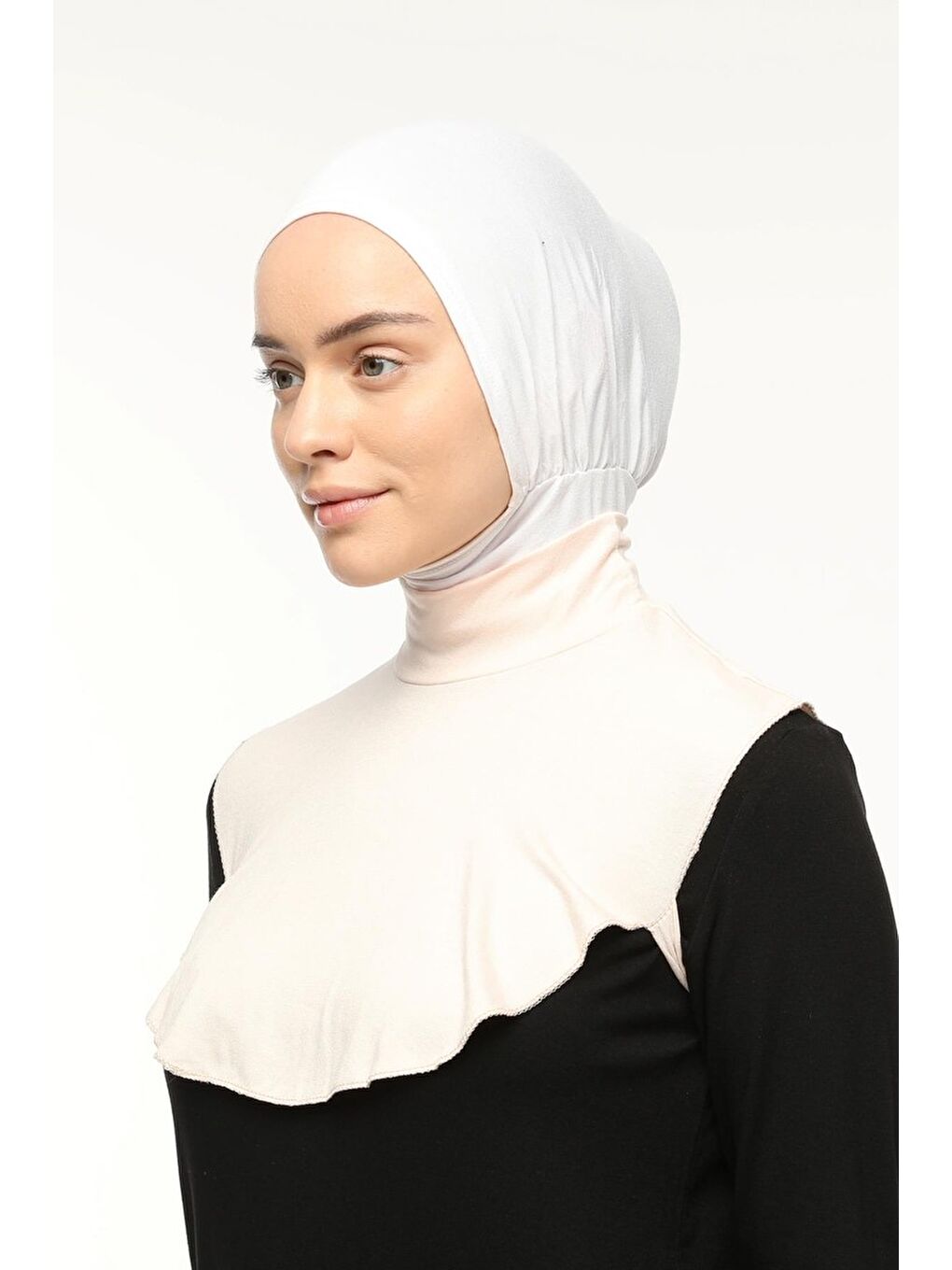 Bej Düz Balıkçı Yaka Boğazlı Penye Tesettür Boyunluk-3