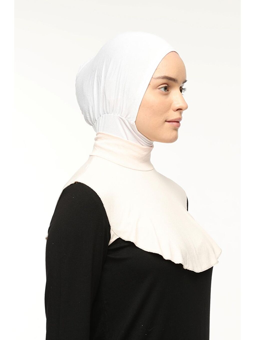 Bej Düz Balıkçı Yaka Boğazlı Penye Tesettür Boyunluk-4