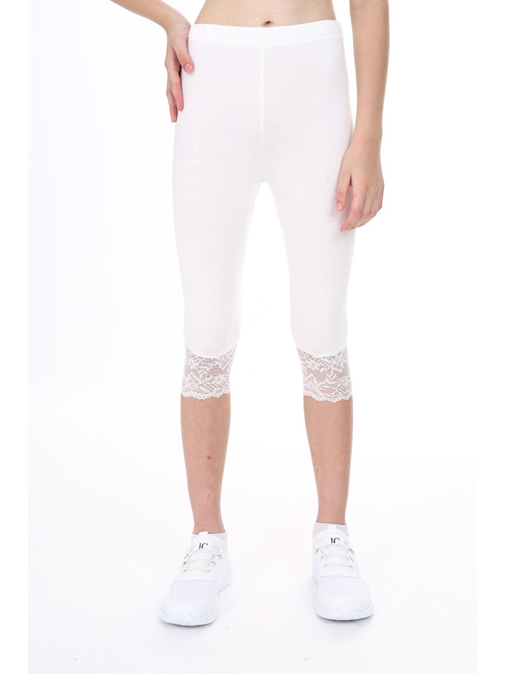 Ekru Kız Çocuk Paça Dantel Detaylı Kapri-1