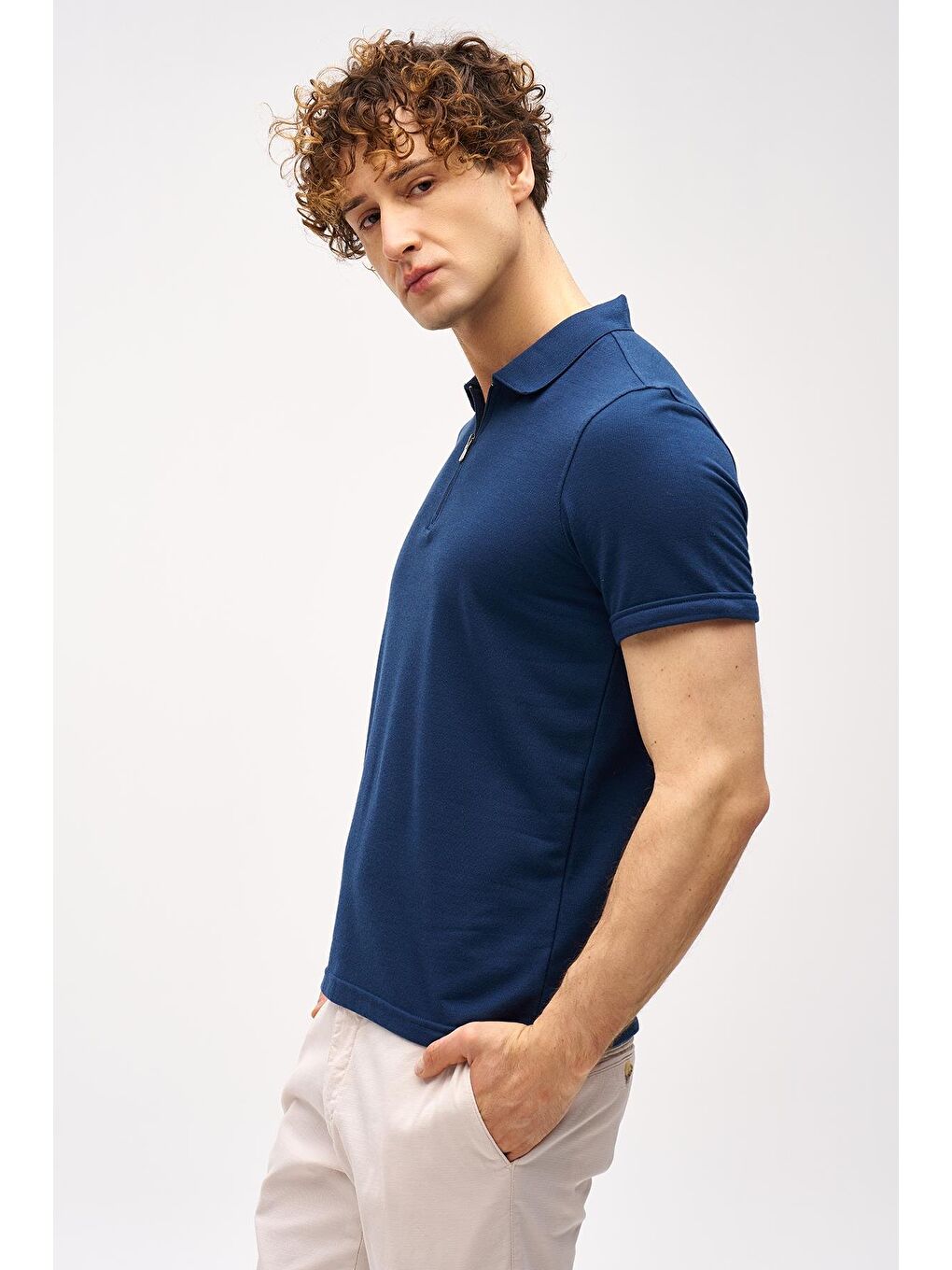 Lacivert Slim Fit Dar Kalıp Fermuarlı Polo Yaka Düz Kısa Kollu  Tişört-2