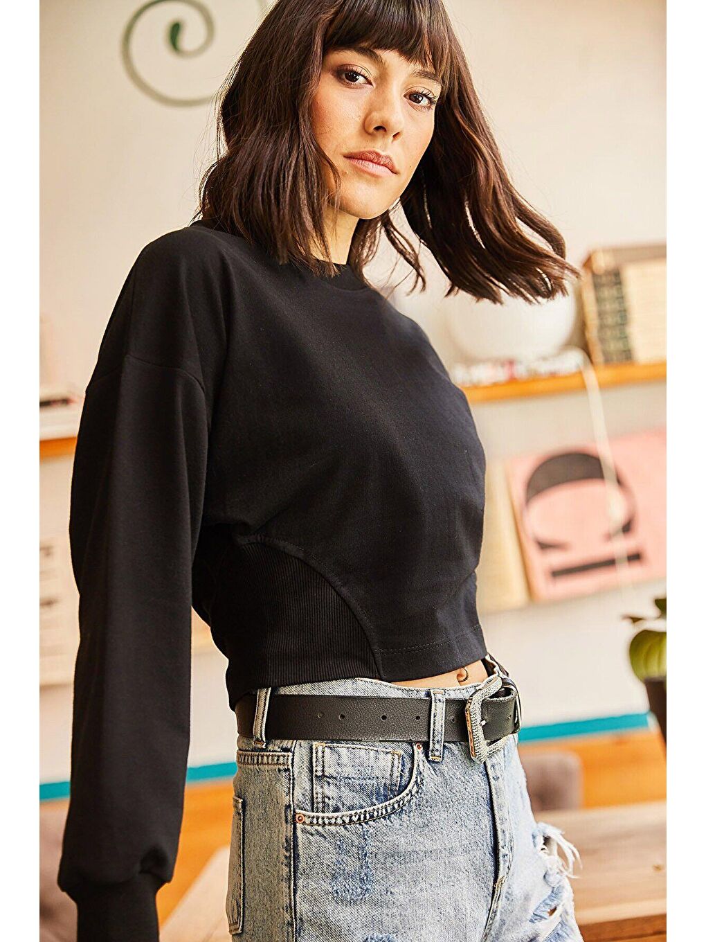 Siyah Yanları Gipeli Crop Sweatshirt-3