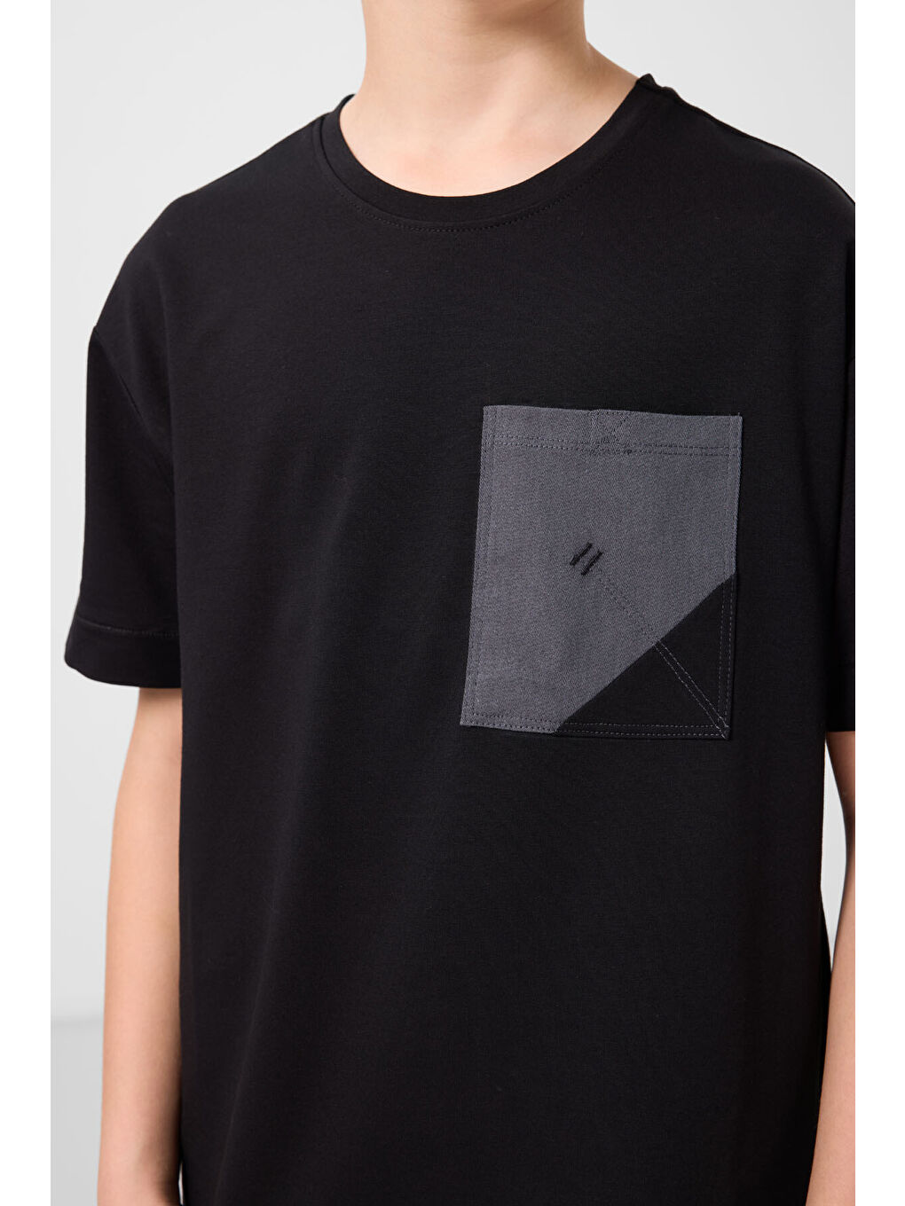 Siyah-Gri Pamuklu Oversize Fit Dokuma Hafif Esnek Chino Erkek Çocuk Şort Takım - 11278-3