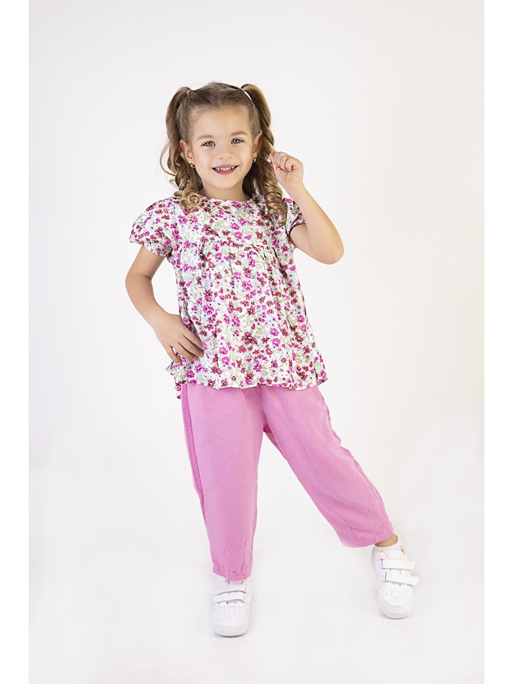 Harika KIDS Pembe Kız Çocuk Dokuma Üst Keten Pantalon Model Alt-Üst Takım