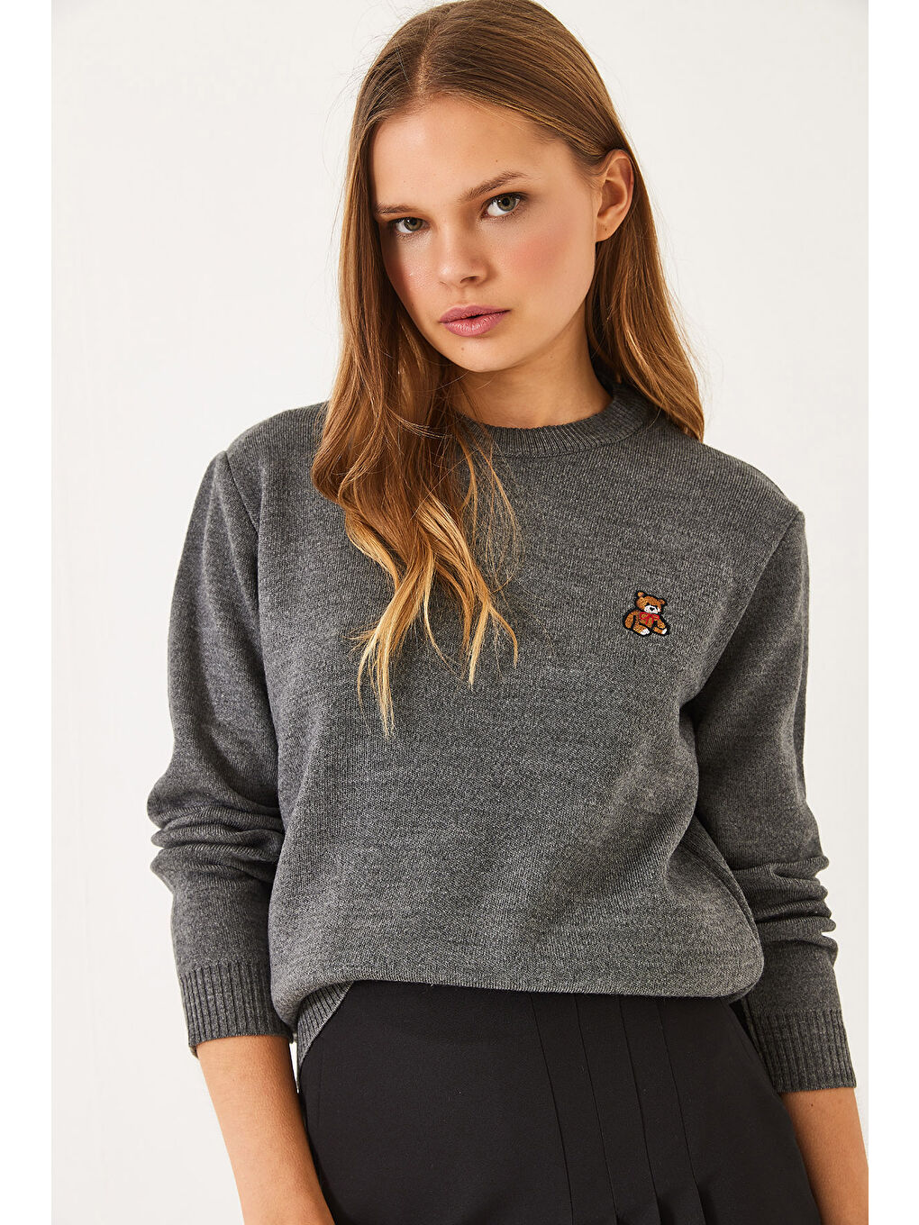 Antrasit KadınTeddy Nakışlı Basic Kazak-1