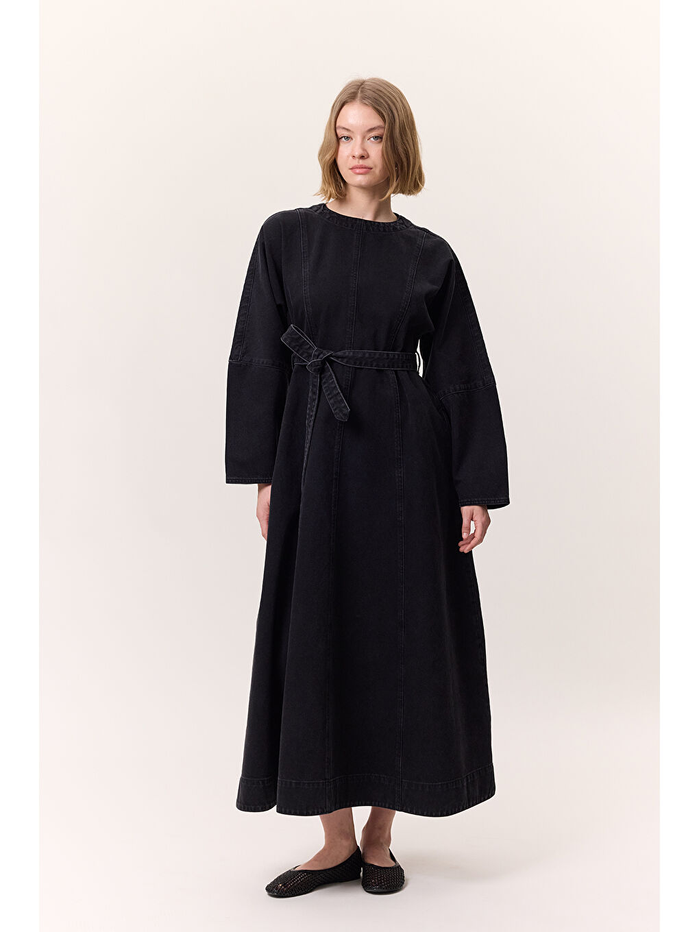 Geniş Kol Kemerli Denım Elbise Siyah
