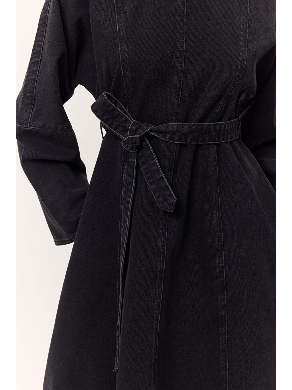Geniş Kol Kemerli Denım Elbise Siyah-3