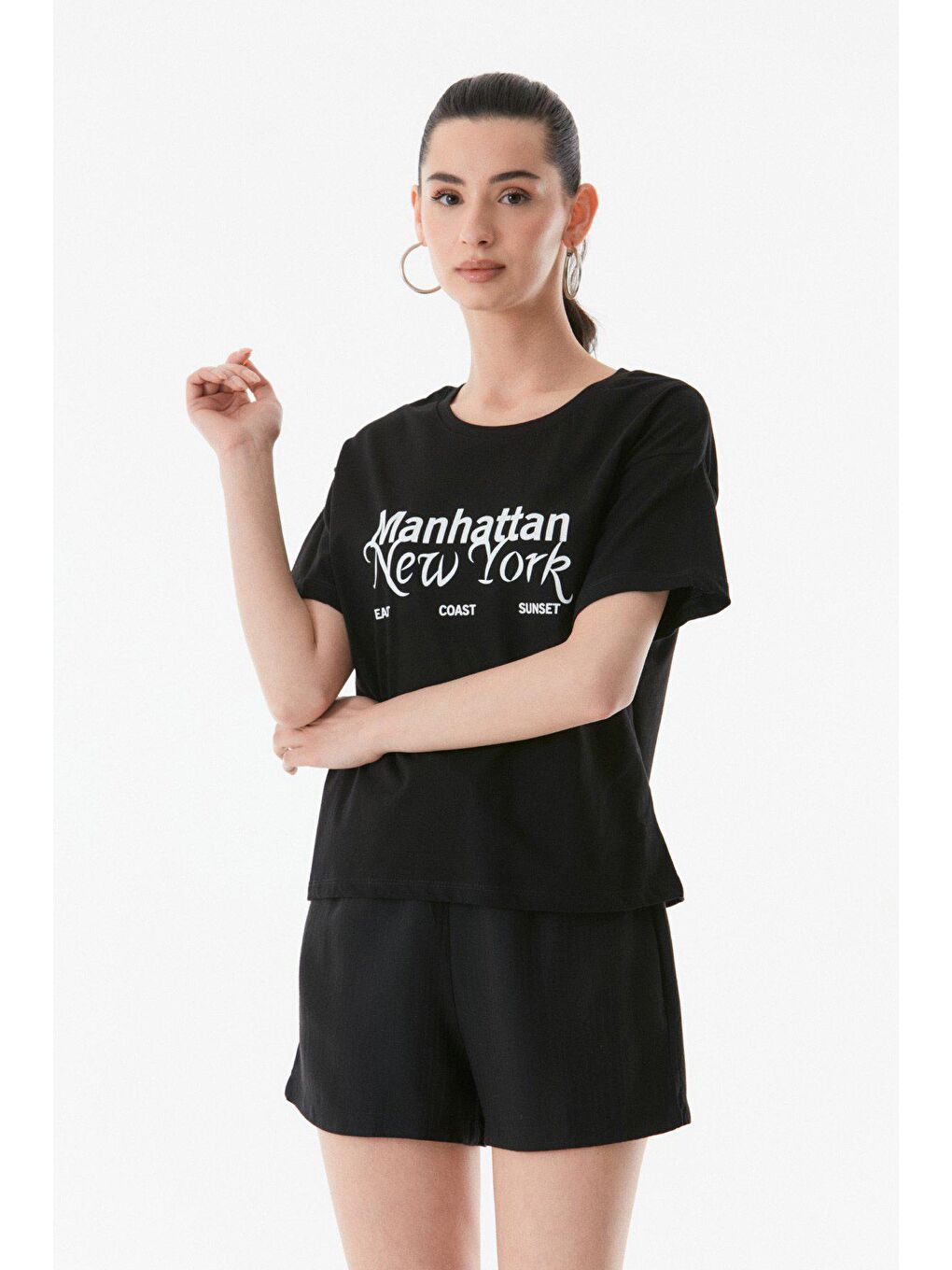Siyah Manhattan New York Baskılı Bisiklet Yaka Tişört