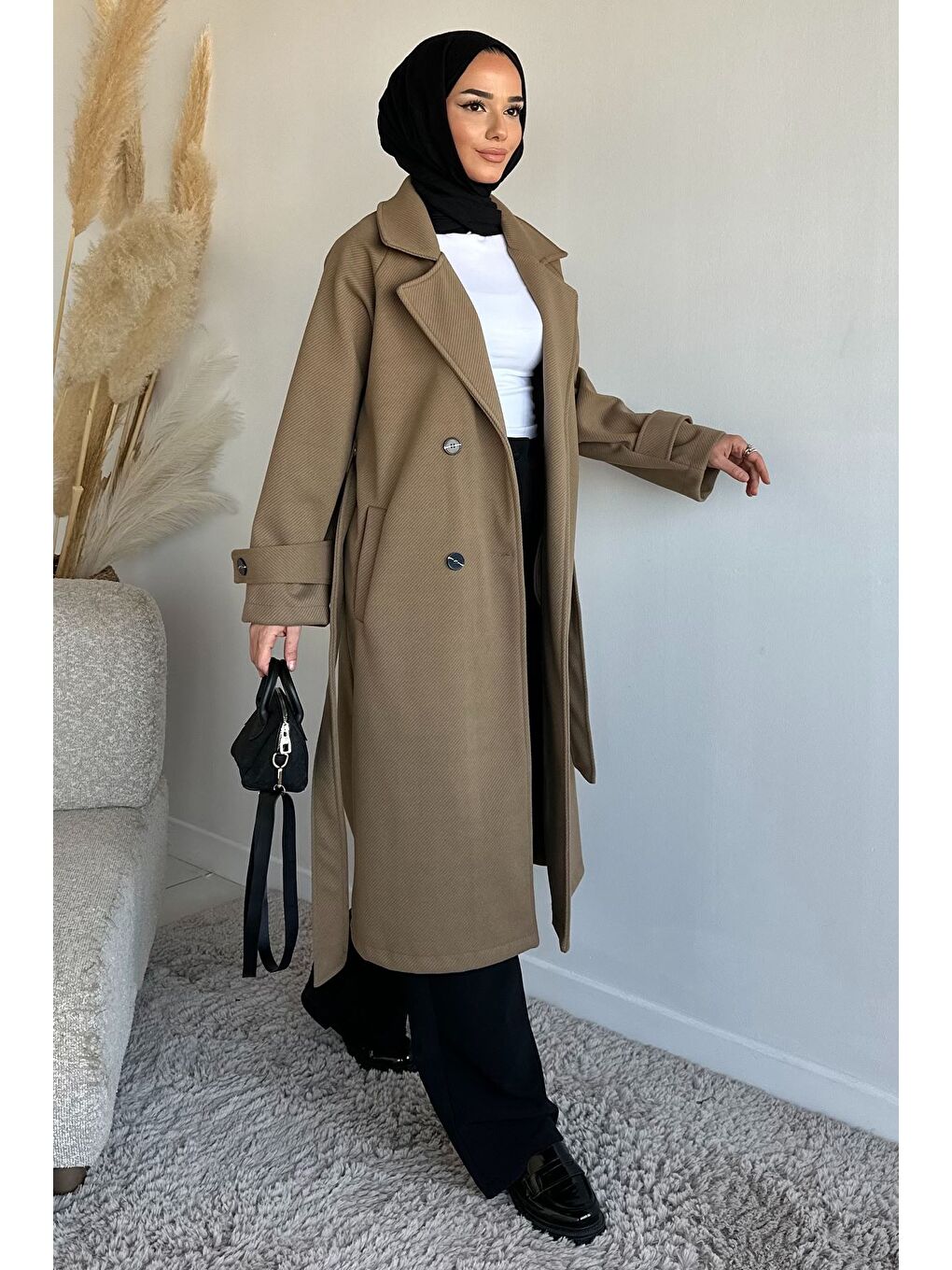 Bej Kendinden Desenli Bel Kuşaklı Tesettür Kaban-3