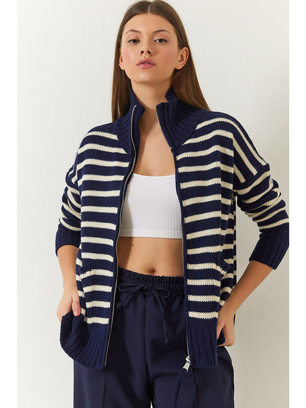 Lacivert Kadın Çizgili Fermuarlı Triko Hırka