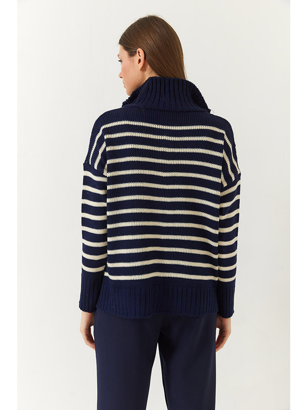 Lacivert Kadın Çizgili Fermuarlı Triko Hırka-5