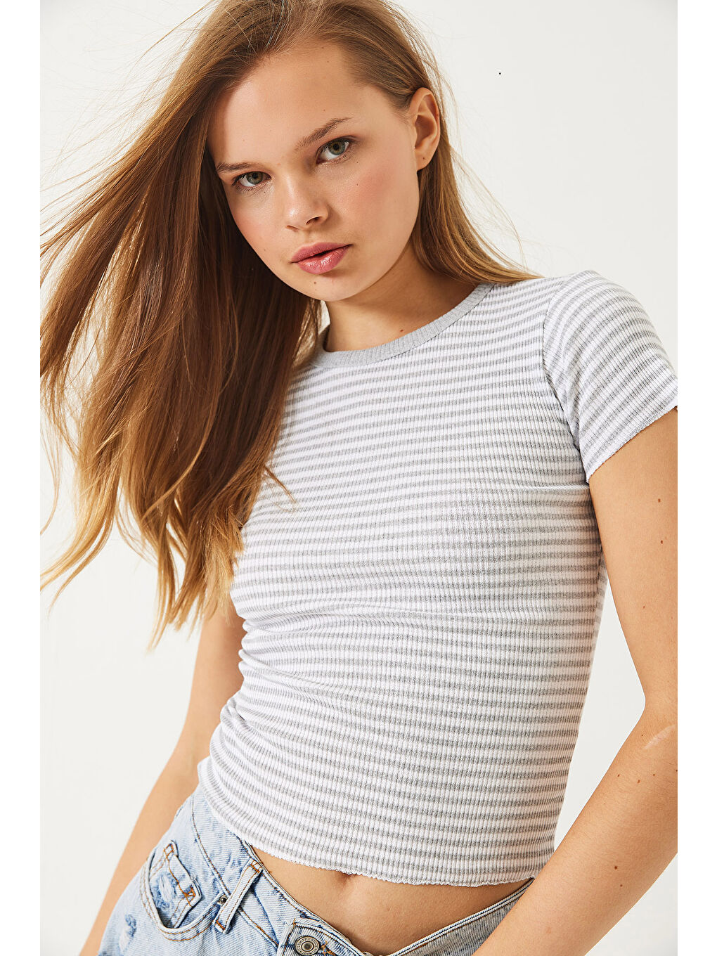 Gri Kadın Çizgili Fitilli Kaşkorse Basic T-Shirt-3