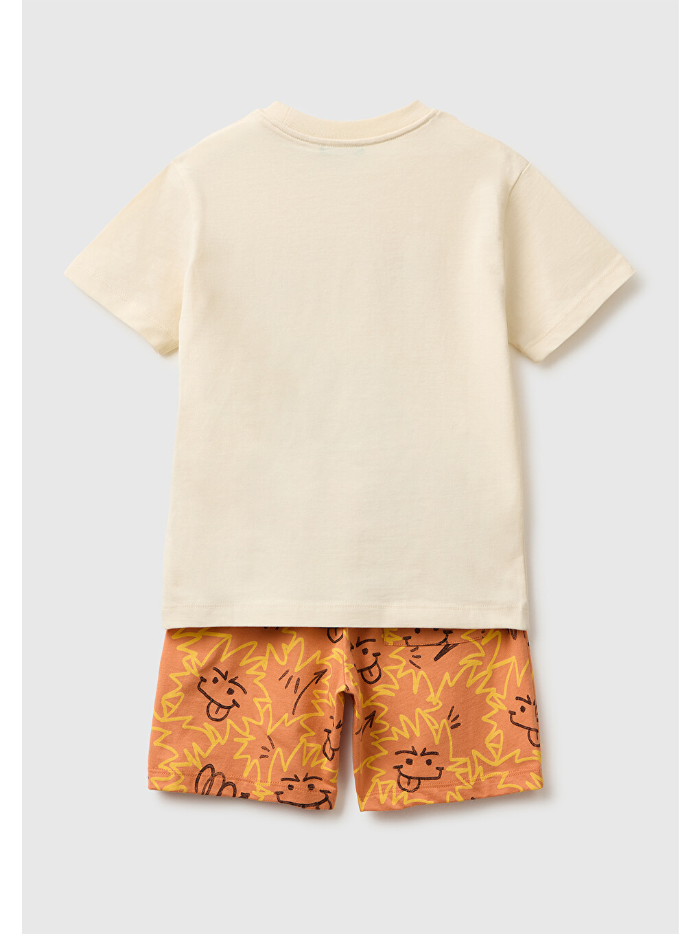Erkek Bebek Turuncu Önü Baskılı T-Shirt ve Komple Desenli Bermuda Şort Takım-1