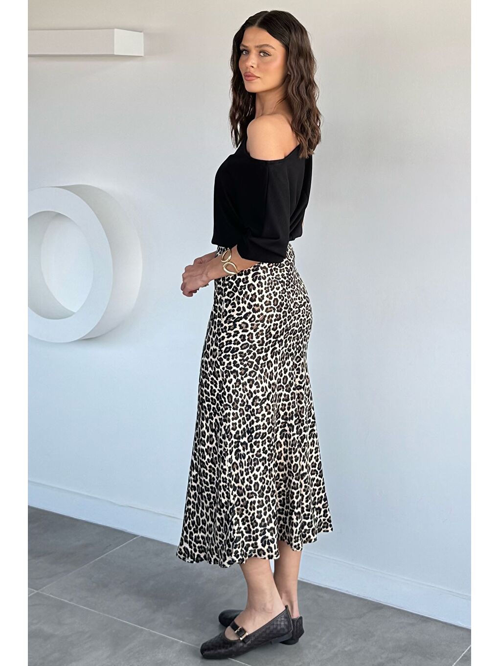 Bej Kadın Bel Lastikli Leopar Desenli Saten Etek-3