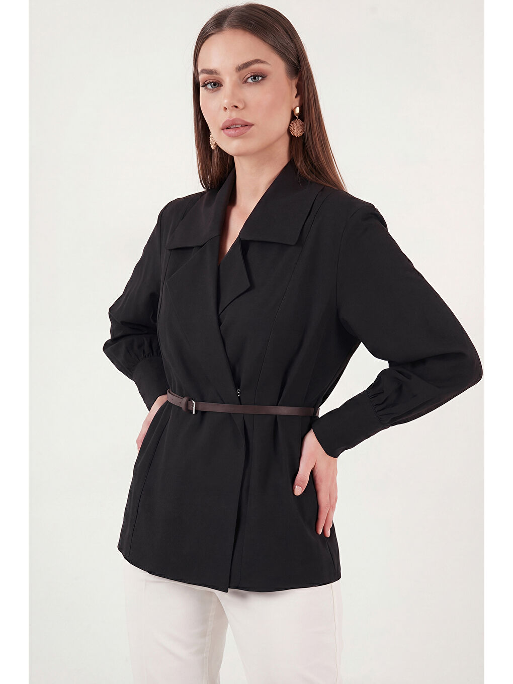 Siyah Kruvaze Yaka Kemerli Balon Kollu Pamuklu Kadın Gömlek 6835057-4