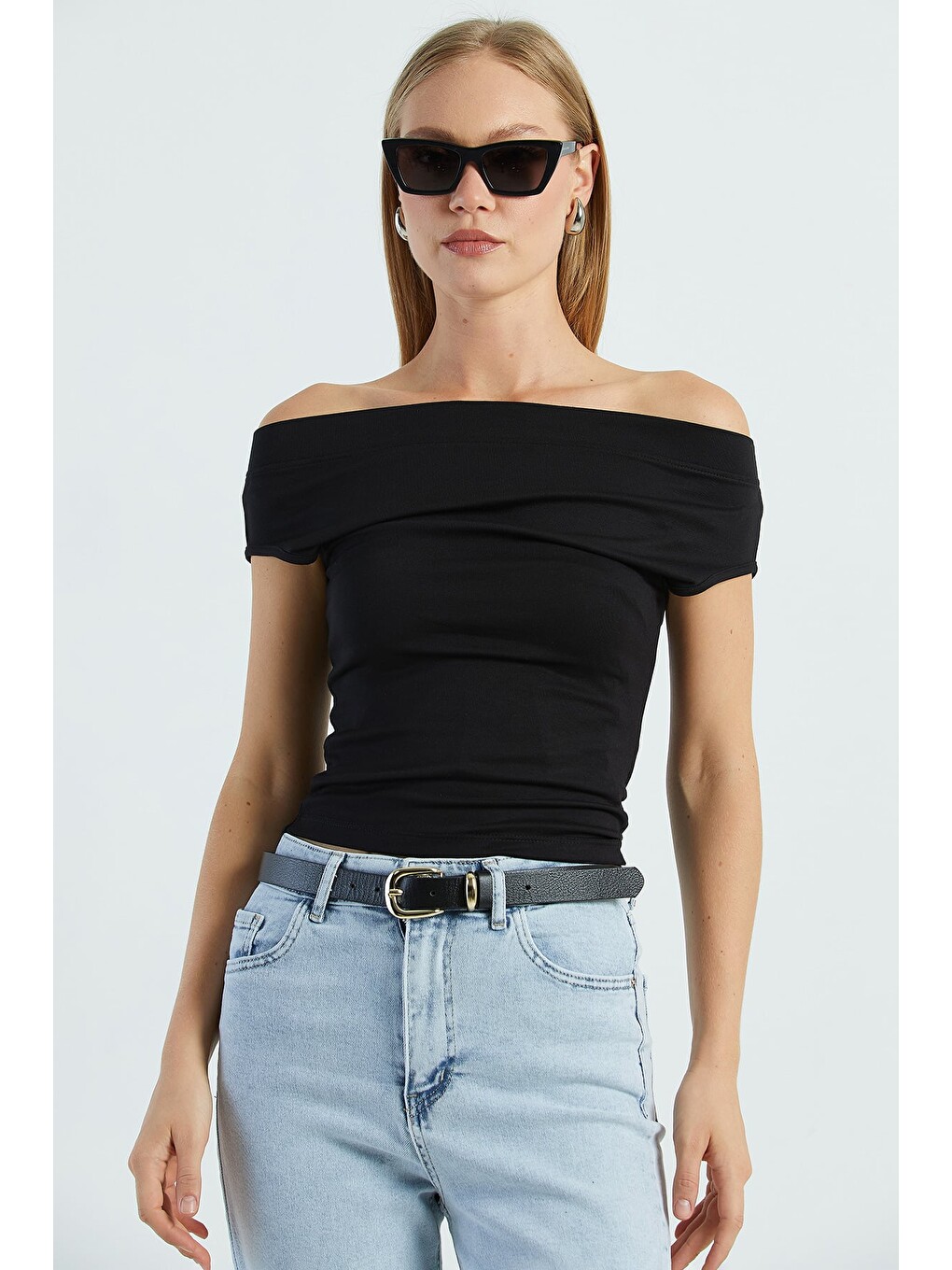 Siyah Basic Madonna Yaka Slim Fit Bluz-1