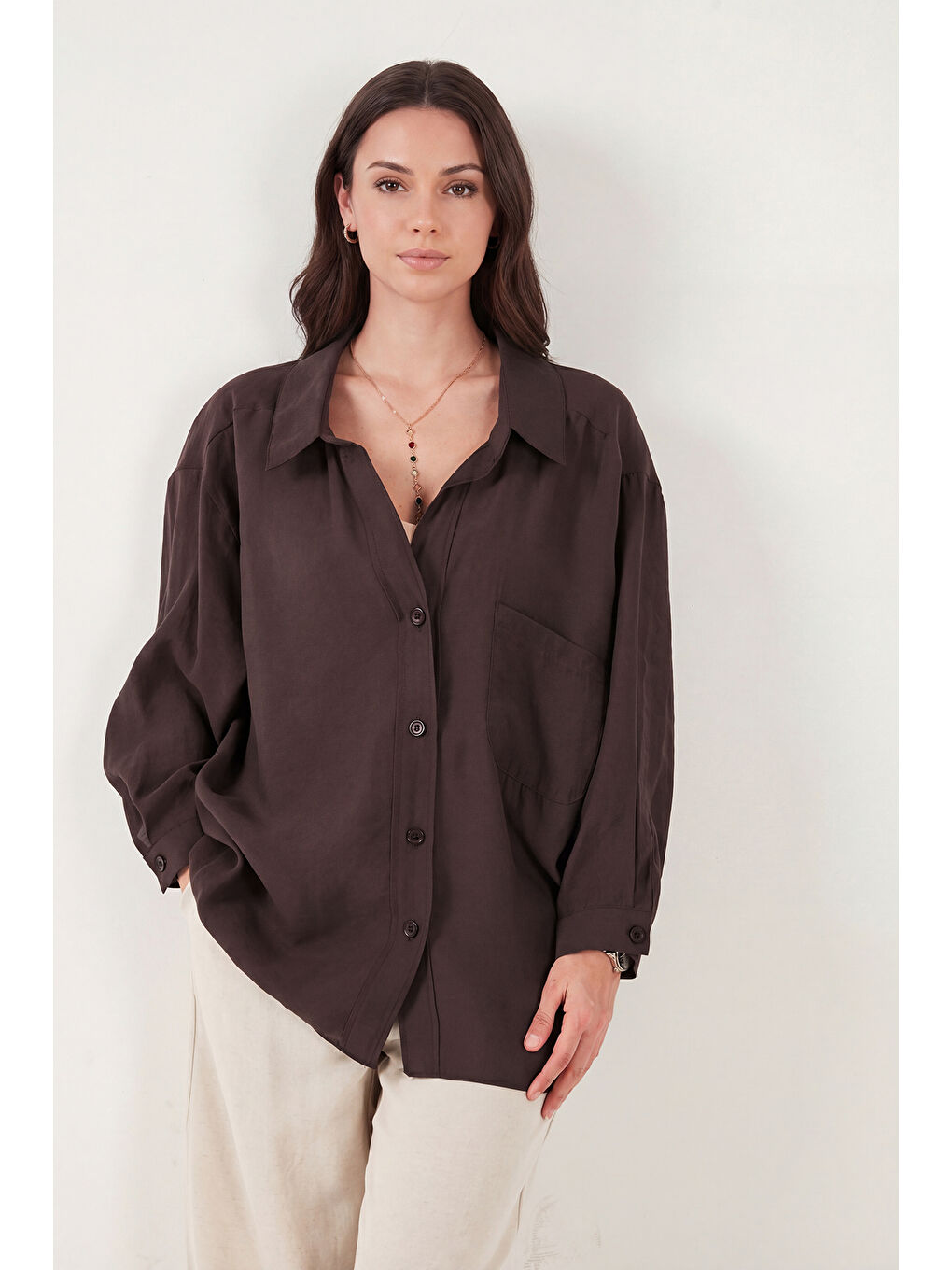 Kahverengi Modal Oversize Fit Uzun Kollu Kadın Gömlek 6834612-4