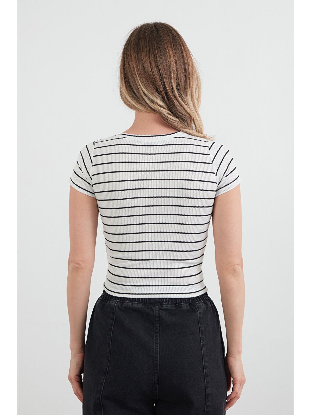 Siyah Basic Çizgili Fitilli Tişört-3