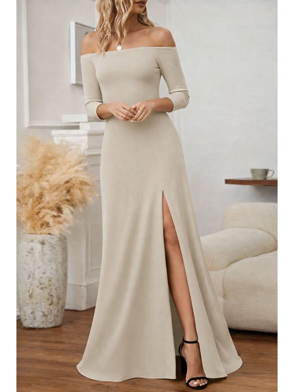 Bej Kadın Uzun Kollu Madonna Yakalı Yırtmaç Detaylı Uzun Ithal Krep Elbise-2