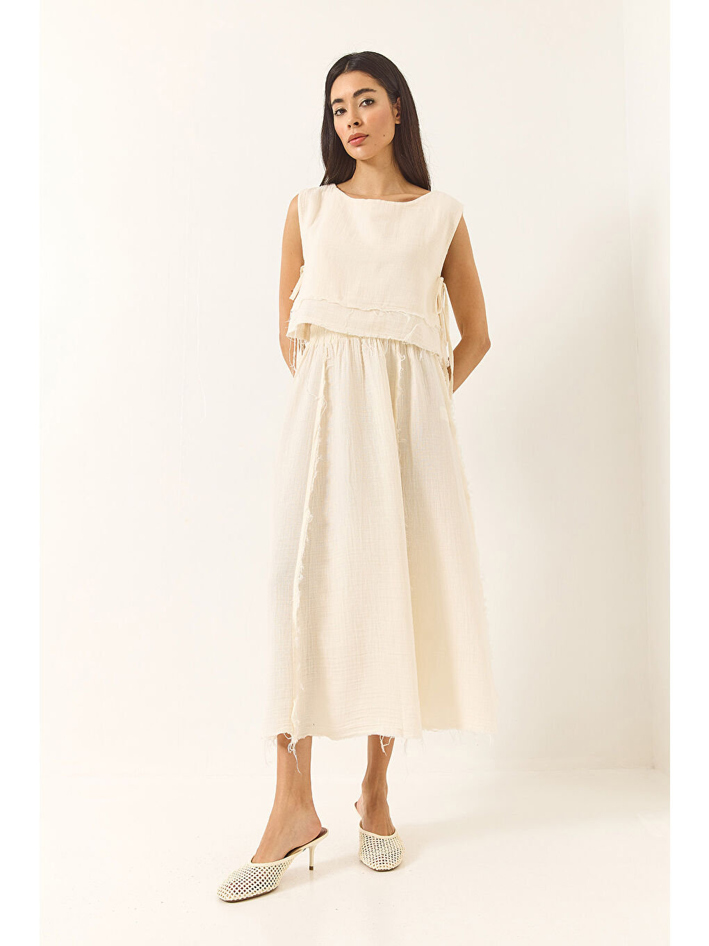 Ekru Kadın Beli Lastikli Etek Yandan Bağlama Detaylı Crop Müslin Alt-Üst Takım-1