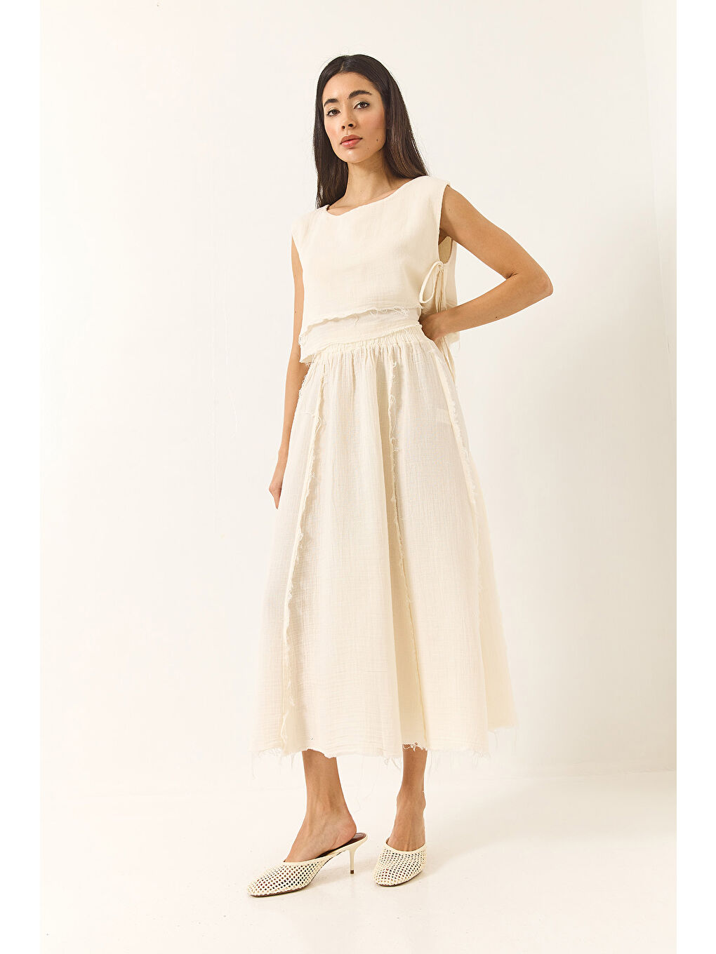 Ekru Kadın Beli Lastikli Etek Yandan Bağlama Detaylı Crop Müslin Alt-Üst Takım-2