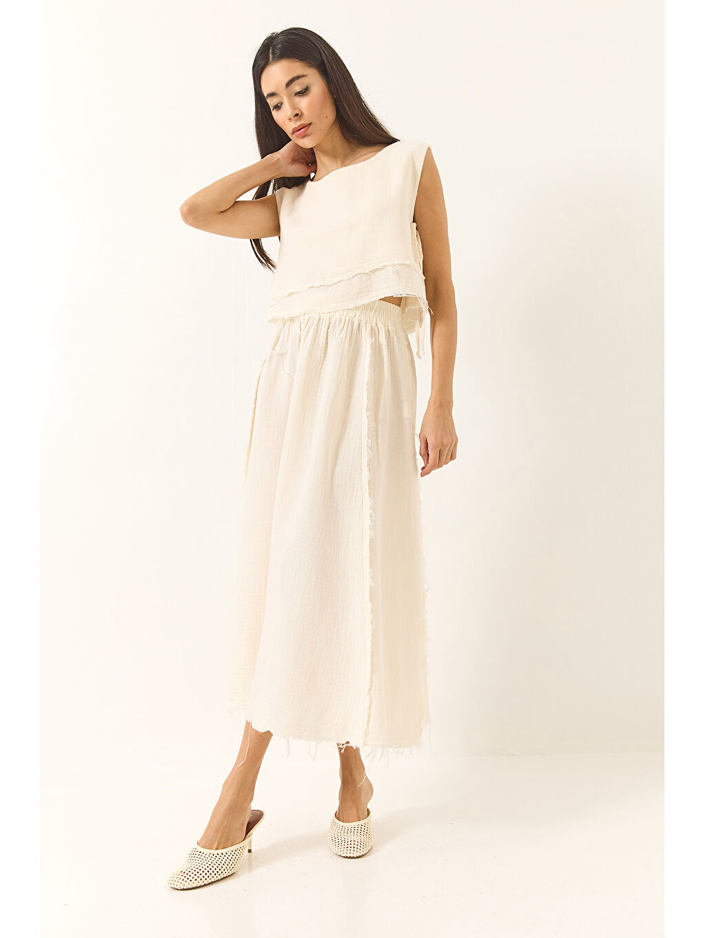 Ekru Kadın Beli Lastikli Etek Yandan Bağlama Detaylı Crop Müslin Alt-Üst Takım-4