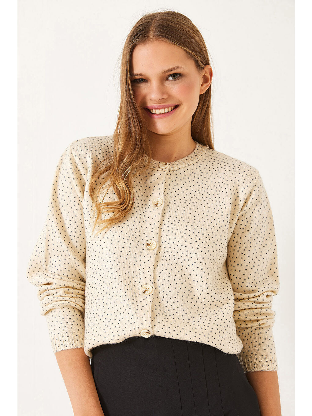 Ekru Kadın Düğmeli Triko Hırka-2