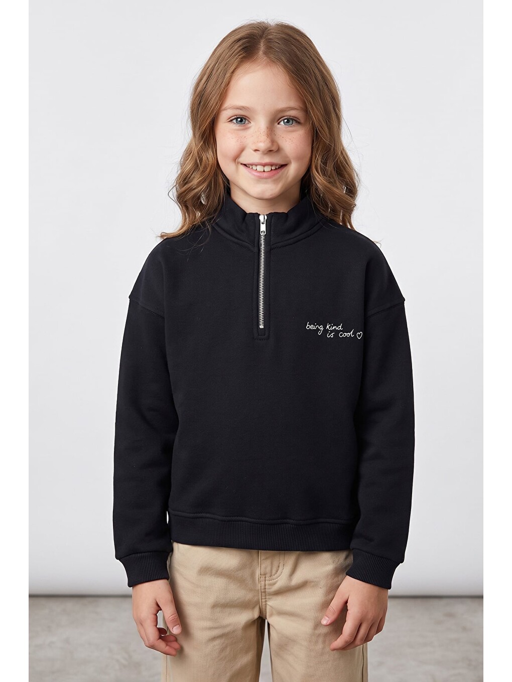 Siyah 3 İplik Yarım Fermuarlı Dik Yaka Kız Çocuk Sweatshirt-1