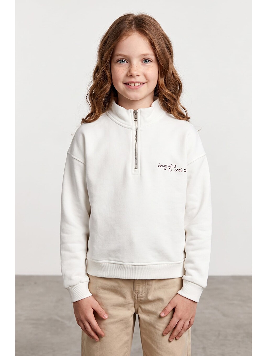 Ekru 3 İplik Yarım Fermuarlı Dik Yaka Kız Çocuk Sweatshirt-1